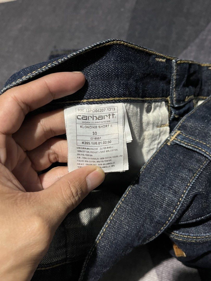 Carhartt (Category: Shorts) located in City of Isabela. Submitted by ibzagga (Listing ID 1466459896, Image 3). Description: Size 30.