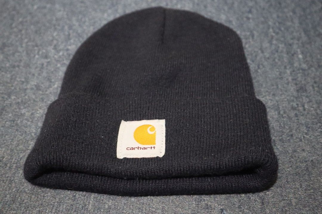 Carhartt A18 Navy Watch Cap Beanie (Category: Caps & Hats) located in Manila. Submitted by lostandbos (Listing ID 1466463762, Image 1). Description: - Authentic Carhartt A18 watch cap in navy blue - 100% durable acrylic rib-knit yarn for extra warmth - Stretches comfortably to fit most head sizes - Features the iconic Carhartt logo patch on the front cuff - Made in USA and ready to wear for the winter season.