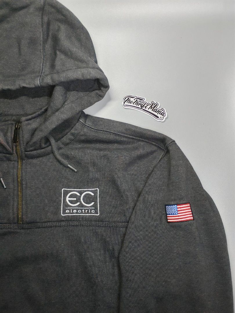 CARHARTT RAINDEFENDER (Category: Coats, Jackets and Outerwear) located in Manila. Submitted by eirecerdo000516 (Listing ID 1466422149, Image 2). Description: 𝘾𝘼𝙍𝙃𝘼𝙍𝙏𝙏 𝙍𝘼𝙄𝙉 𝘿𝙀𝙁𝙀𝙉𝘿𝙀𝙍® 𝙃𝙊𝙊𝘿𝙄𝙀 𝙅𝘼𝘾𝙆𝙀𝙏 🔥 Built tough. Styled clean. Ready for everyday wear. 🧥🔥 Featuring Rain Defender® technology, designed to help repel light rain while keeping you comfortable. Perfect for workwear, outdoor fits, and everyday streetwear.