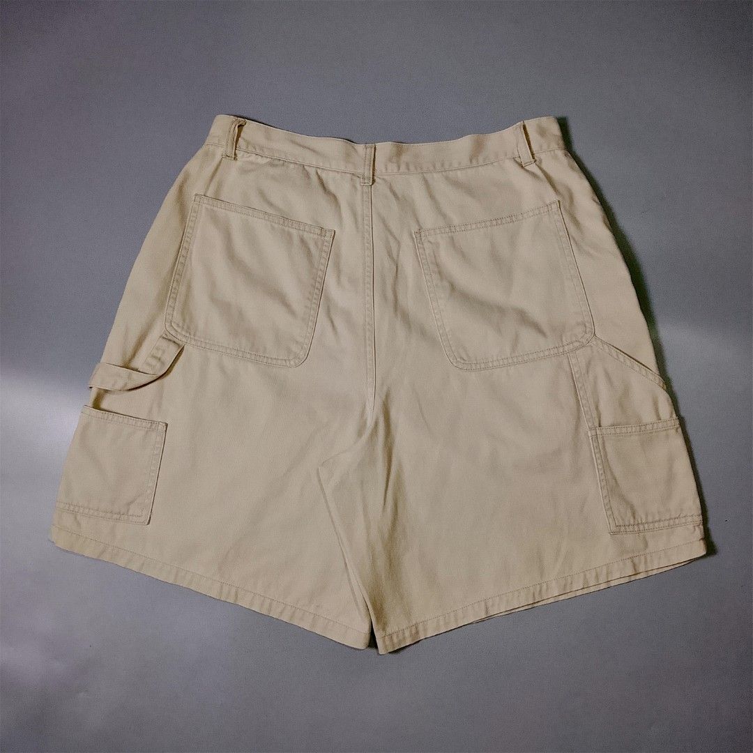 Carpenter Jorts (Category: Shorts) located in Taguig. Submitted by 8kthrifter (Listing ID 1466497805, Image 1). Description: ▪️Waist: 32 ▪️Length: 19 ▪️Thigh: 14.5 ▪️Leg Opening: 13.5 ▪️Color rate: 10/10 ▪️No issue ▪️Excellent Condition.