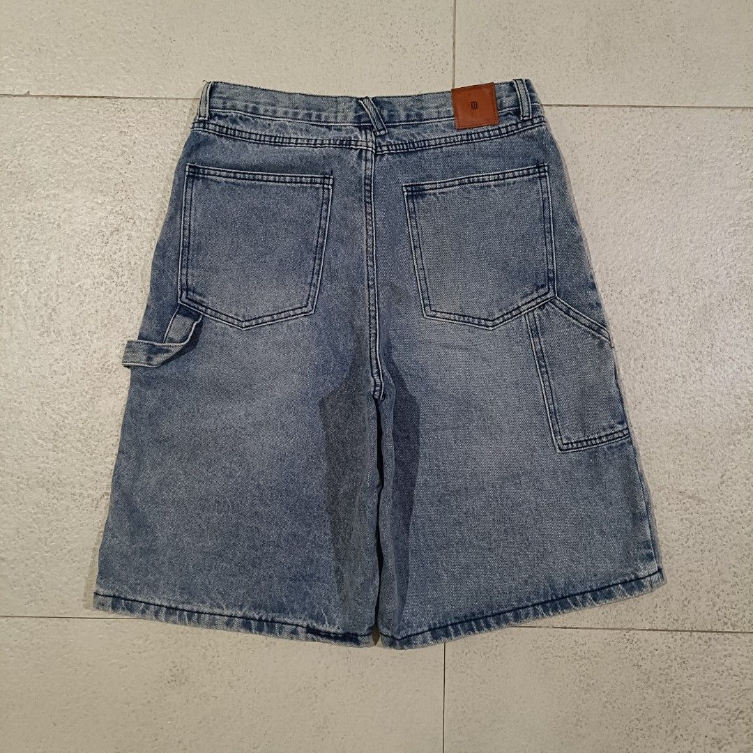 Carpenter Long Jorts (Category: Shorts) located in Cebu City. Submitted by findwaze6000 (Listing ID 1466524173, Image 2). Description: Excellent condition Waistline: 30-32 Length: 23 Color rate: 9/10 Condition: 9/10 No issue Washed✅ (ready to use) Solid nito sa personal promise! DM TO PURCHASE 📩.