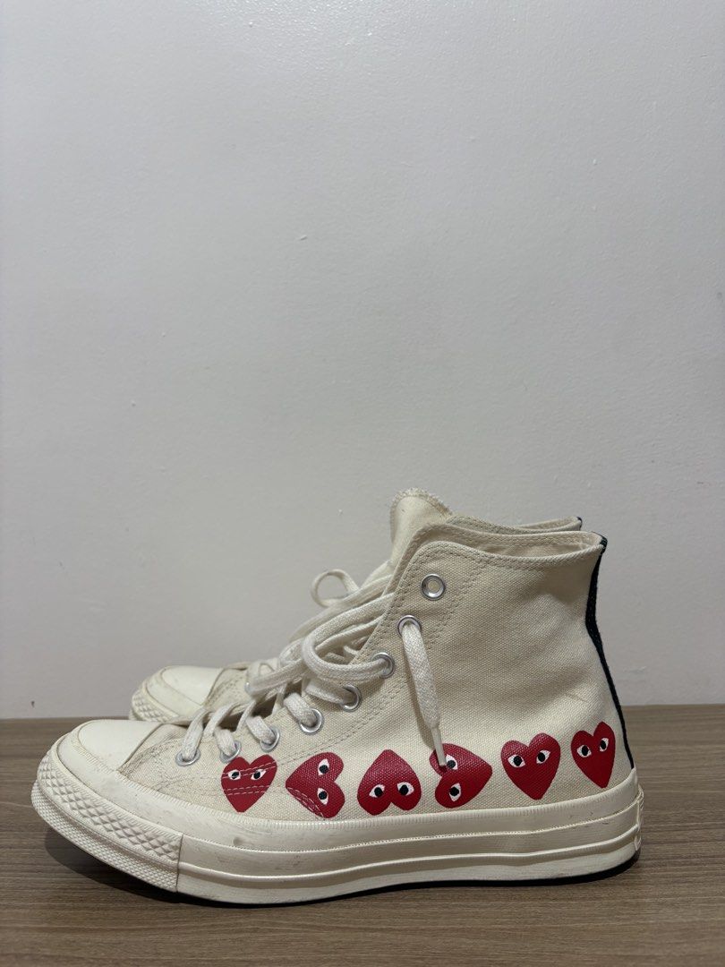 CDG PLAY x Converse Chuck 70 High Top (Category: Casual Shoes) located in Quezon City. Submitted by stayyysmiley (Listing ID 1466386350, Image 2). Description: WTS CDG Play x Converse High Issue: slight dirt 3.5k php only qc/ust area loc.