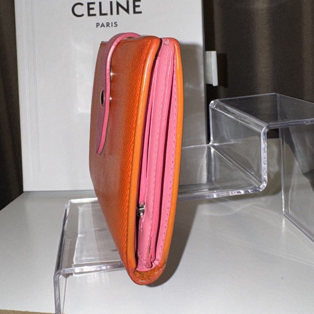 Celine compact wallet (Category: Luxury Bags & Wallets) located in Quezon City. Submitted by hintstreet (Listing ID 1466507026, Image 3). Description: celine compact wallet with box.