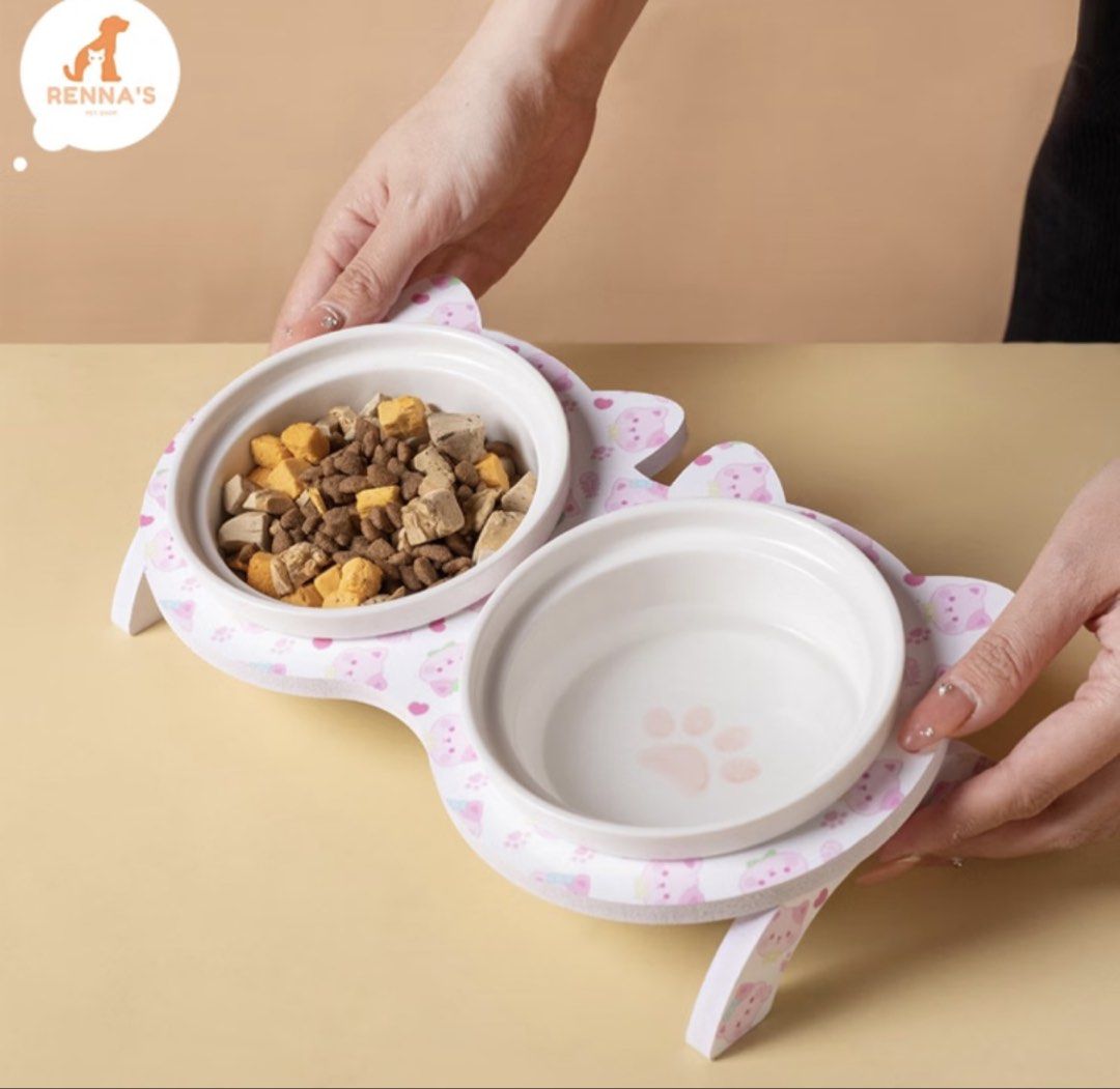 Ceramic Cat Dog Bowl (Category: Homes & Other Pet Accessories) located in Valenzuela. Submitted by megansoch (Listing ID 1466523780, Image 2). Description: Ceramic Cat & Dog Bowl Food and Water Bought Last October 2, 2026 RFS: doesn’t need at all 📍Valenzuela City, Metro Manila 🚚 Can ship/deliver via JNT or Lalamove .