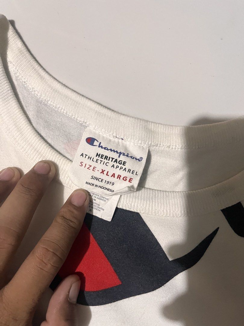 CHAMPION AOP (Category: Activewear) located in Tabogon. Submitted by offtherack.1 (Listing ID 1466460331, Image 3). Description: SIZE XL ON TAG NO ISSUE NEED WASH ONLY .