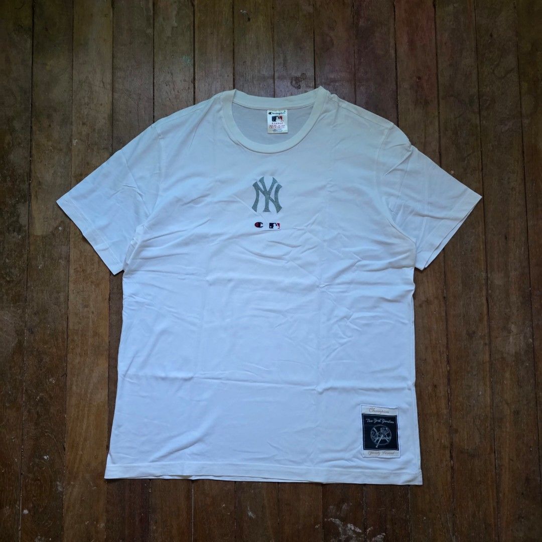 CHAMPION x Yankees Tee XL (Category: Tshirts & Polo Shirts ) located in Pasay City. Submitted by dclutterco (Listing ID 1466385115, Image 1). Description: Decluttering - For sale only Champion x New York Yankees Tee XL on tag Off-white color 29x24 - regular fit 500 only Meet ups at Uniqlo Double Dragon Pasay Shipping c/o buyer (Metro Manila - Lalamove, Grab, Etc) Thank you and God Bless!.