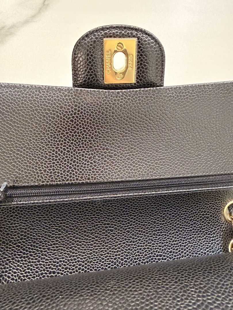 Chanel classic double flap medium (Category: Luxury Bags & Wallets) located in Davao. Submitted by lux_find15 (Listing ID 1466339511, Image 3). Description: Double flap caviar Medium size Full set including receipt Microchip (Y2021).