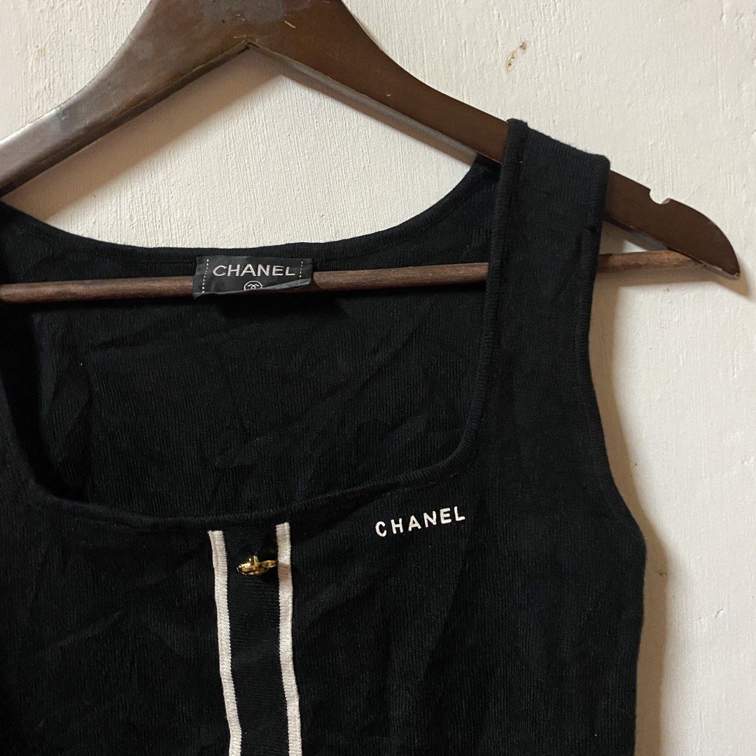 Chanel Knit Tank Top (Category: Others Tops) located in General Santos City (Dadiangas). Submitted by thriftorium (Listing ID 1466511931, Image 2). Description: Size 38 or Medium 14 X 17 No flaws Complete tags.