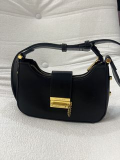 (Category: ) located in . Submitted by shopwithaaz (Listing ID 1466434224, Image 1). Description: .