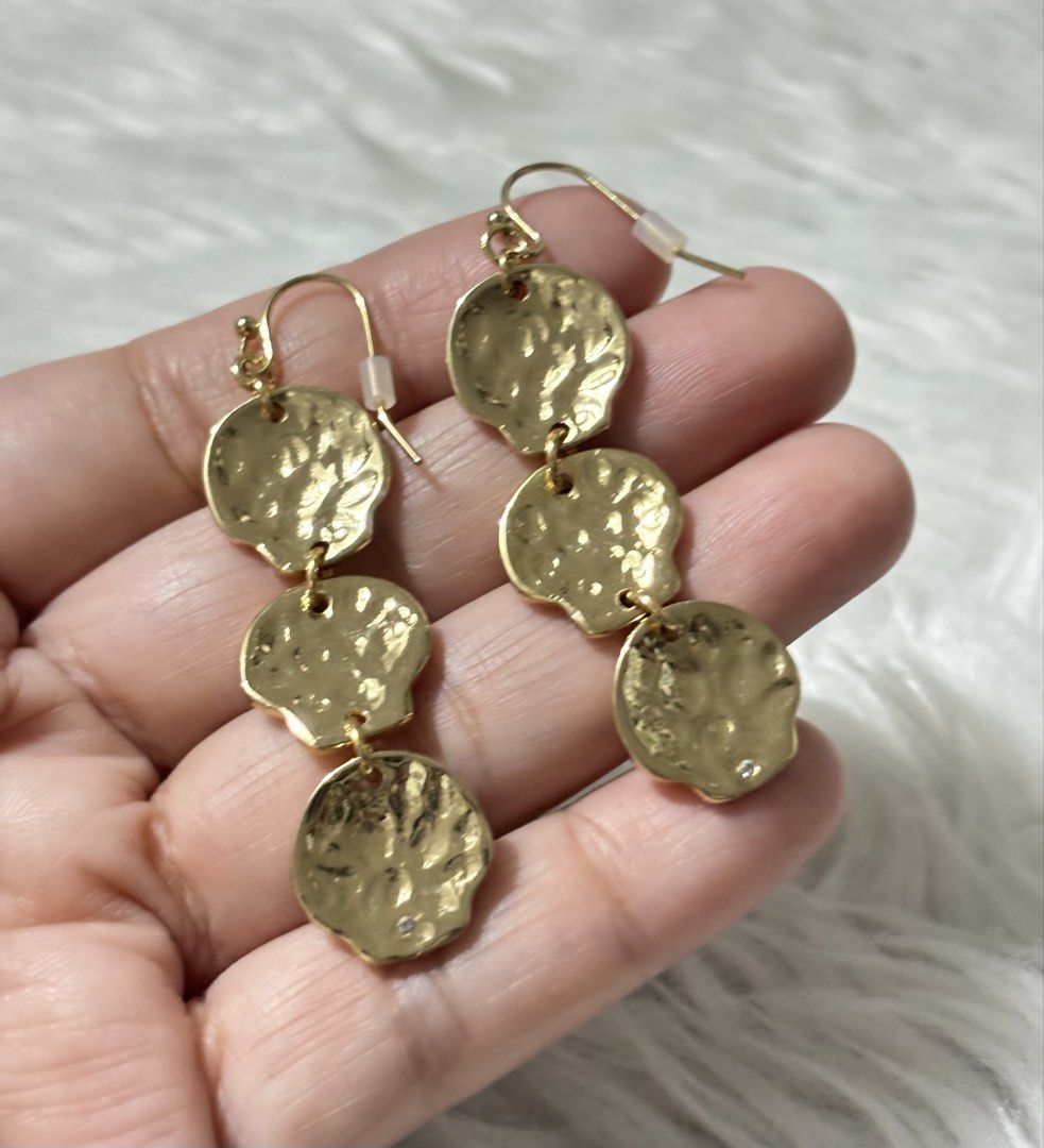 Charming gold-tone drop earrings (Category: Earrings) located in Paranaque City. Submitted by dalle_closet (Listing ID 1466488251, Image 3). Description: slightly used.