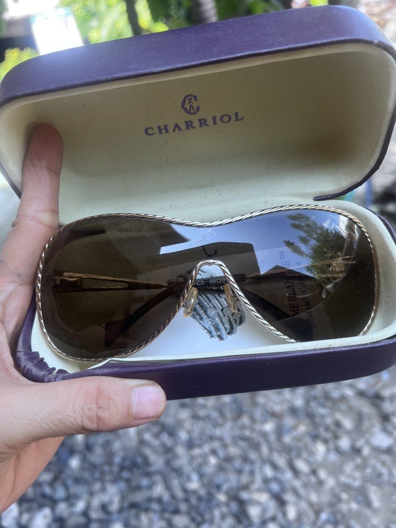 charriol sunnies (Category: Luxury Accessories) located in Bauang. Submitted by rjae07 (Listing ID 1466391746, Image 1). Description: like new with case authenti .
