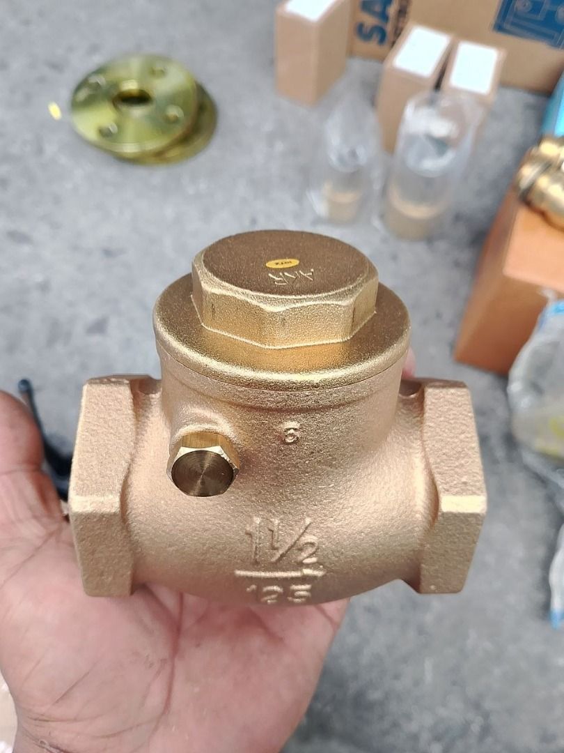 Check Valve Size:1” 1/2 (Category: Everything Else Others) located in Manila. Submitted by joeyroque09 (Listing ID 1466359067, Image 3). Description: Check Valve Size:1” 1/2.