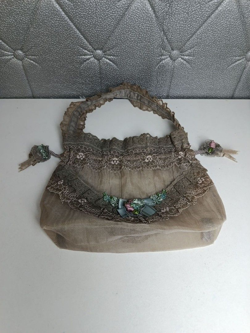 Chimaki lace drawstring pouch bag (Category: Purses & Pouches) located in Baguio. Submitted by maryhazel.22 (Listing ID 1466529148, Image 2). Description: .