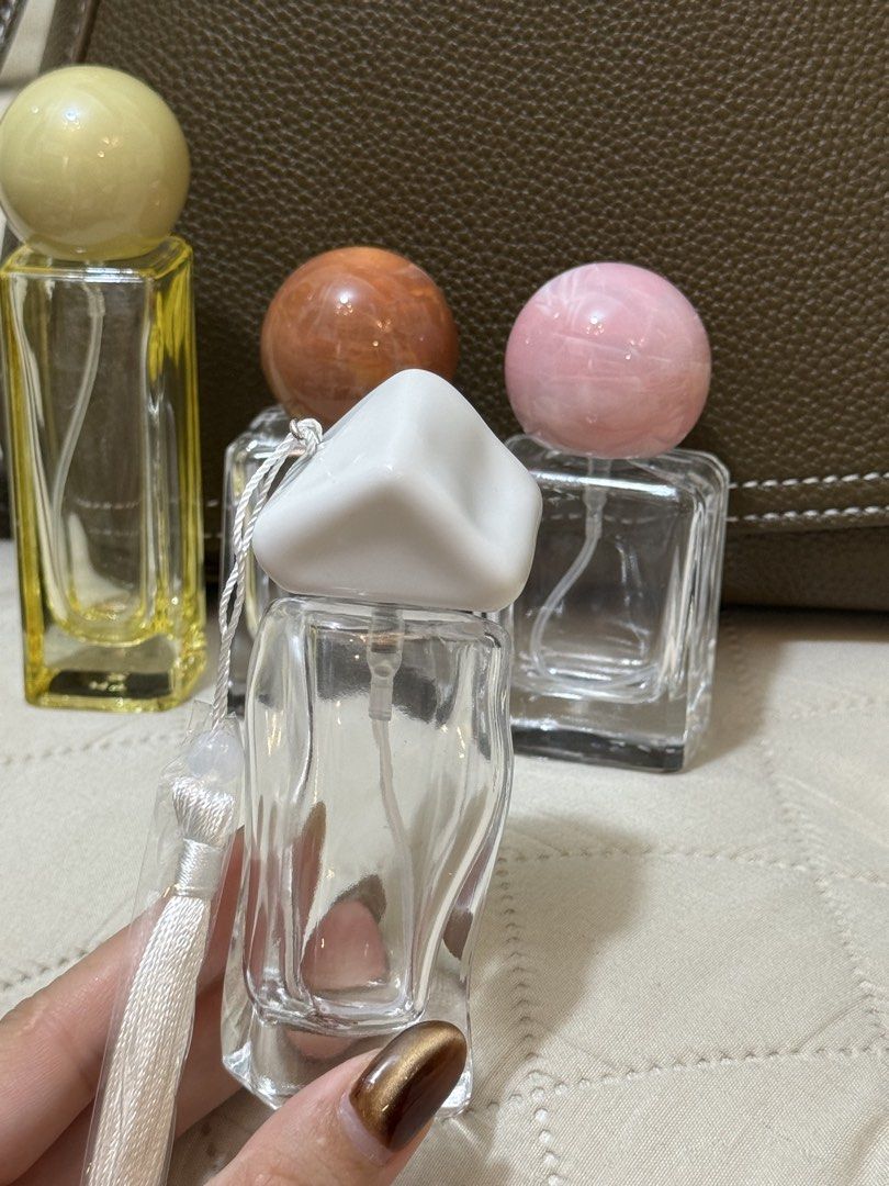 Chloé Atelier des Fleurs Cedrus Intense (Category: Fragrance & Deodorants) located in Quezon City. Submitted by nics. (Listing ID 1466550711, Image 3). Description: 100% Authentic Perfume Decants ✨ Decanted directly from the original bottle. Available Decant Sizes— • 1ml — ₱150 • 2ml — ₱300 • 3ml — ₱420 • 5ml — ₱650 • 10ml — ₱1,250 • 30ml — ₱3,500 ✨ Guaranteed Authentic ❤️ 3× Money-Back Guarantee if proven fake..