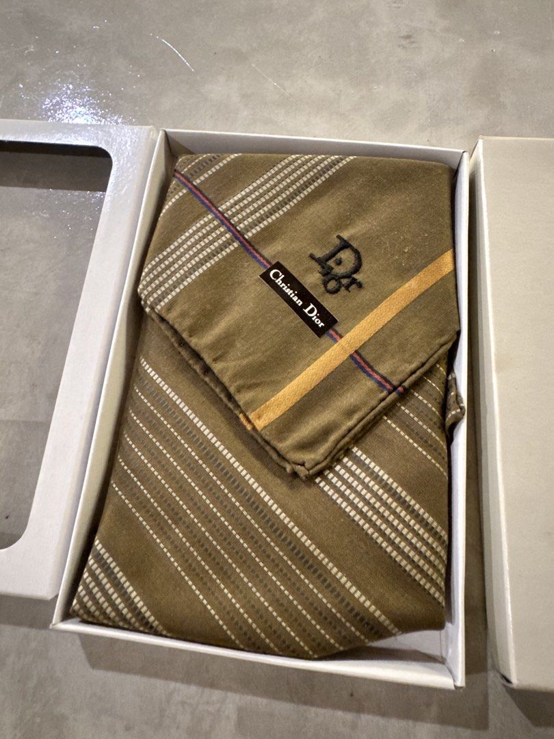 Christian Dior Handkerchief Gift Set (Category: Luxury Accessories) located in Manila. Submitted by thevintage90_sretro. (Listing ID 1466371133, Image 2). Description: Christian Dior Handkerchief Gift Set Brandnew complete with box legit dm.
