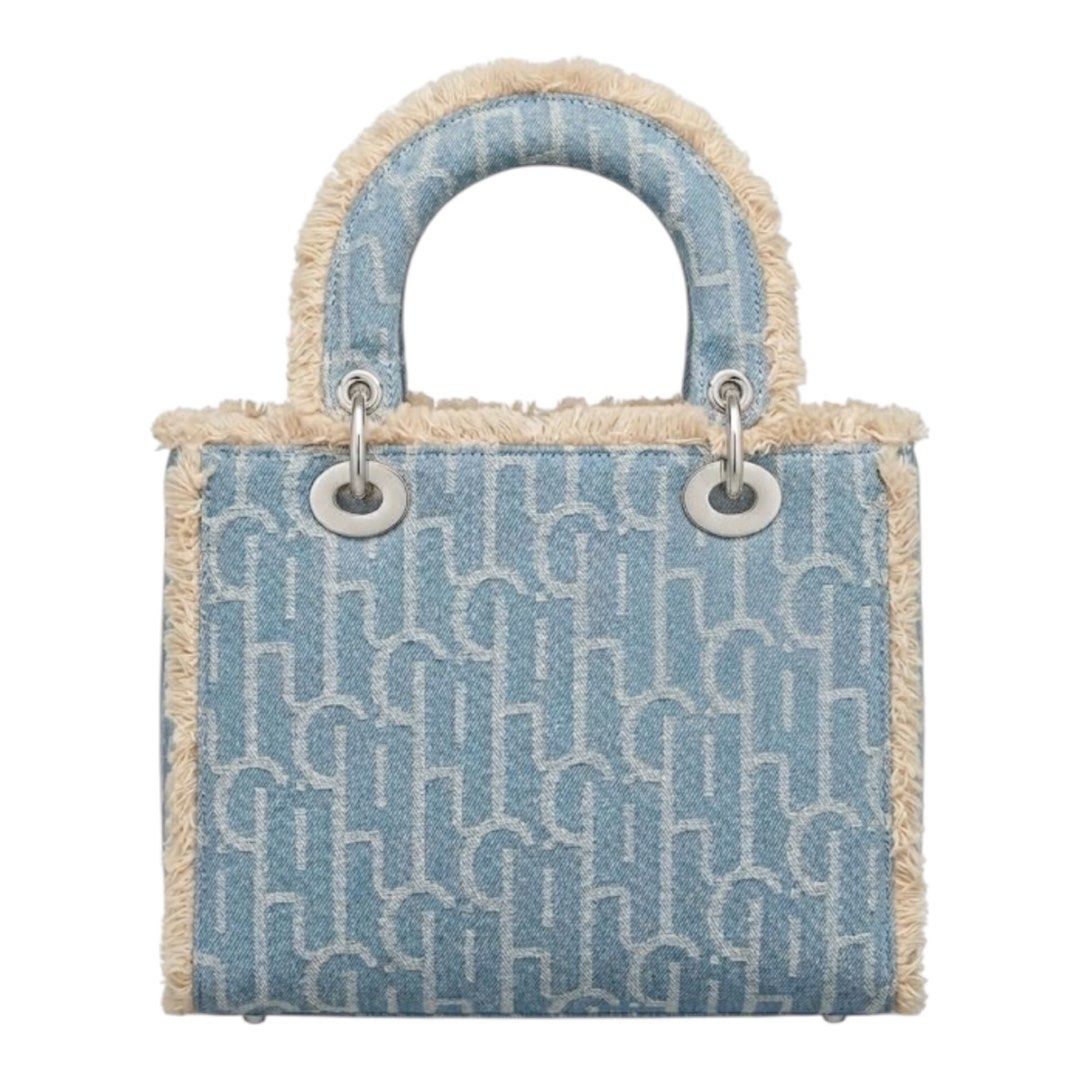 Cilndisy Denim Handbag (Category: Clutches) located in Lapu Lapu. Submitted by ukaydecebu (Listing ID 1466393330, Image 1). Description: .