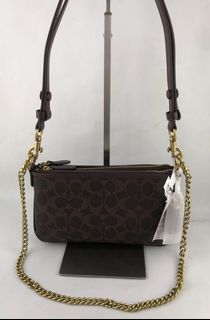 (Category: ) located in . Submitted by yhn_boutique (Listing ID 1466423322, Image 1). Description: .