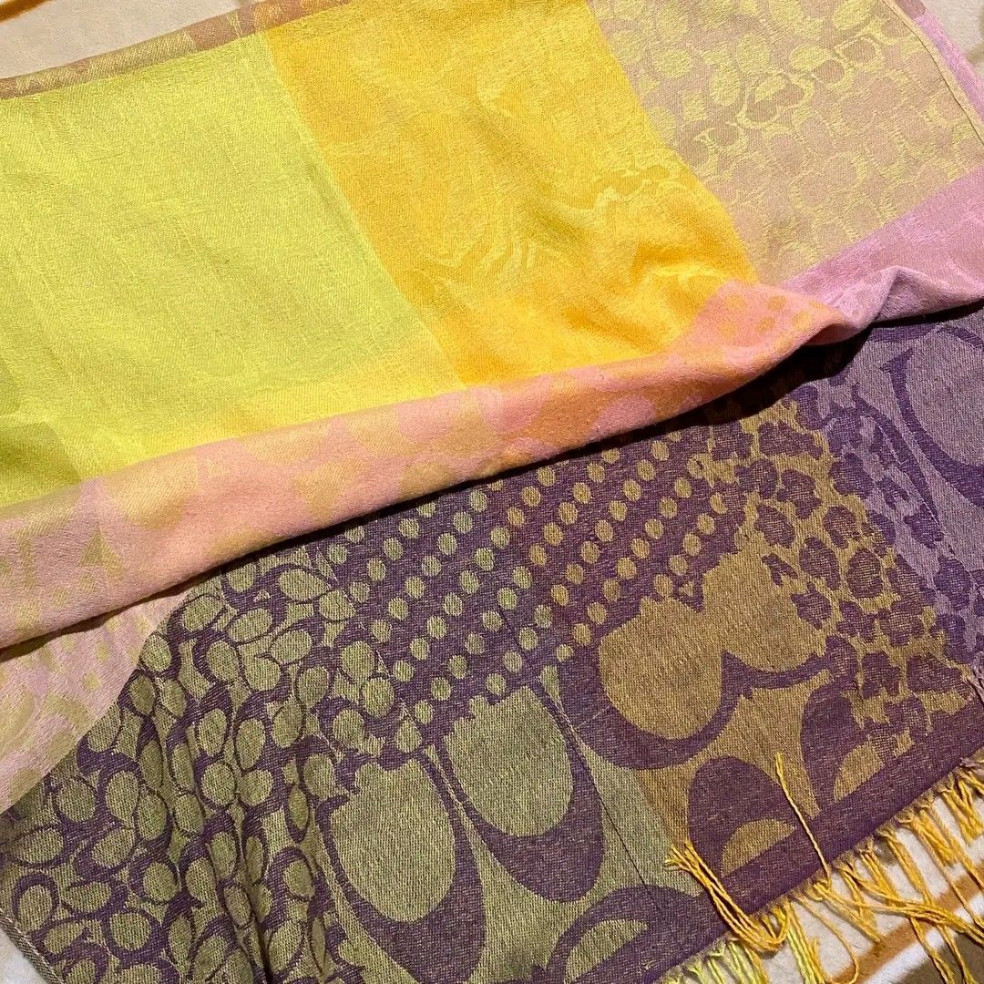 Coach Multi Color Pashmina Shawl Scarf (Category: Scarves) located in Manila. Submitted by bidgeyow20688 (Listing ID 1466507364, Image 3). Description: silk scarf excellent condition no issue.
