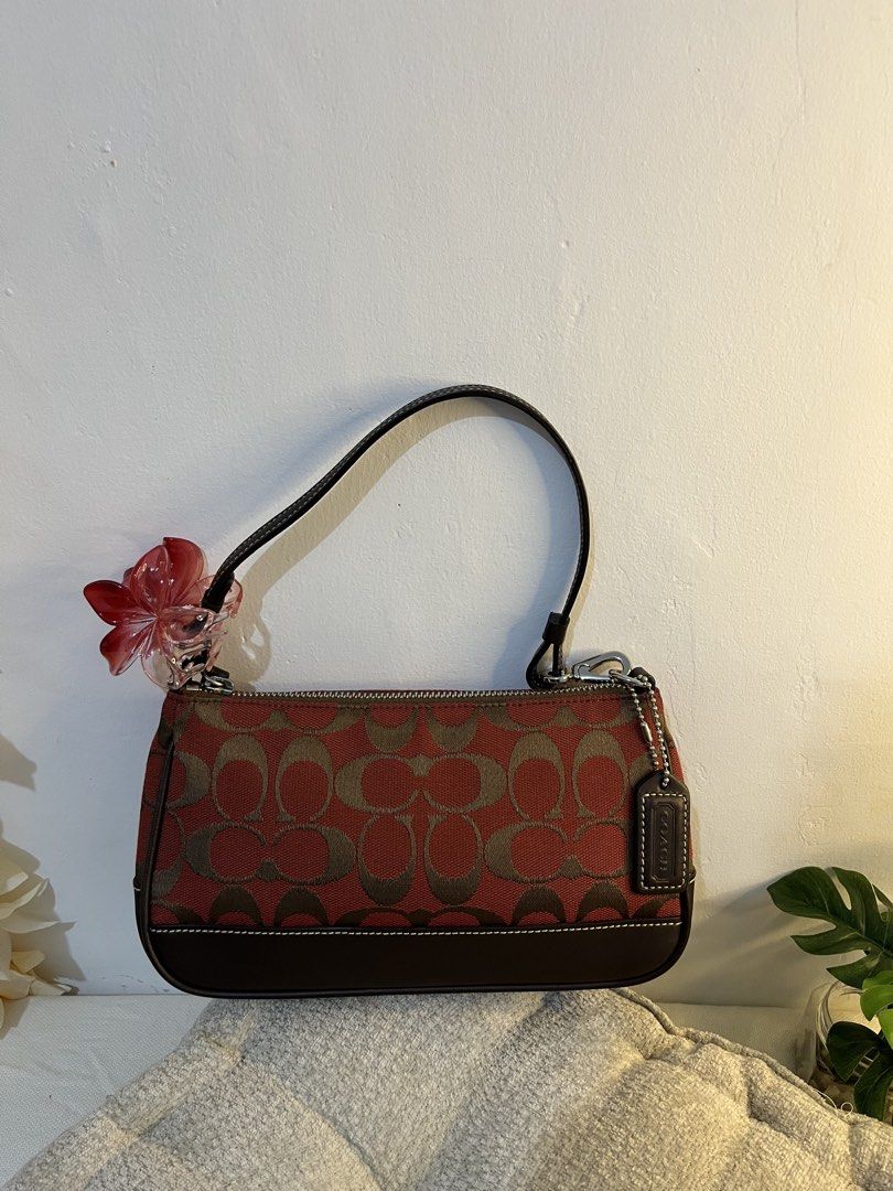 Coach Red Demi (Category: Luxury Bags & Wallets) located in Manila. Submitted by 4usis (Listing ID 1466452414, Image 1). Description: Details on IG @fooryousis.
