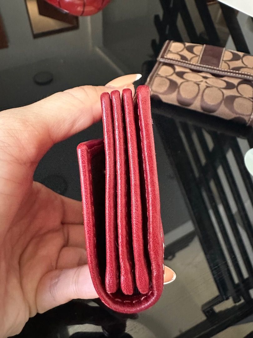 Coach Red Wallet (Category: Purses & Pouches) located in Dagupan City. Submitted by emmanreyes (Listing ID 1466360541, Image 2). Description: .