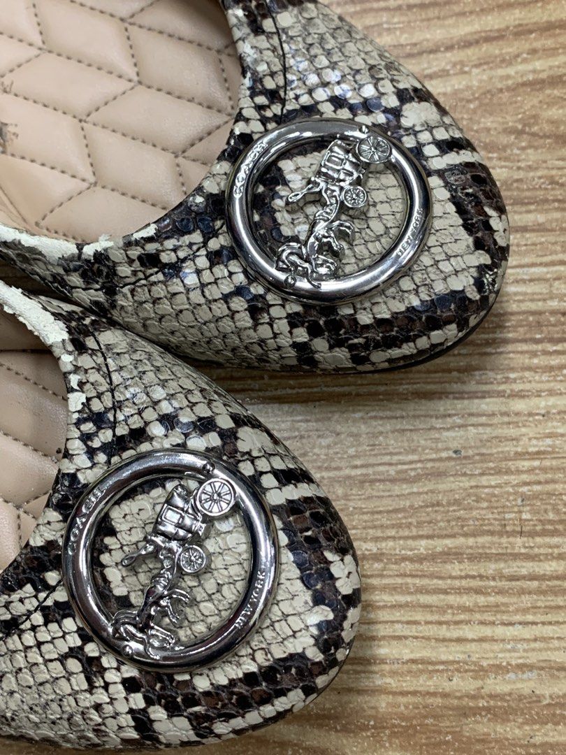 Coach sandal size 37.5 (Category: Sneakers & Footwear) located in Zamboanga. Submitted by totsthrifted (Listing ID 1466528136, Image 3). Description: Good condition Issue nasa last pic Size 37.5 9.5/10 Pm.