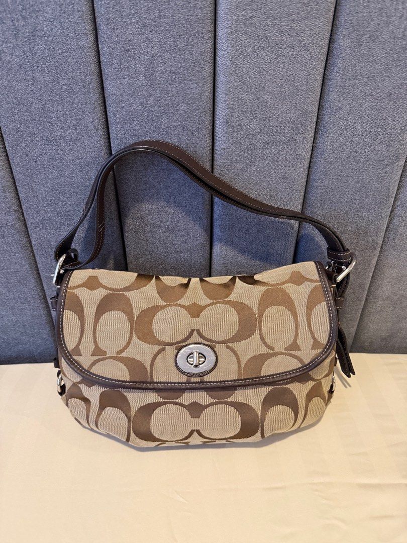 coach soho hobo and turnlock soho (Category: Shoulder Bags) located in Manila. Submitted by evieanne (Listing ID 1466459858, Image 1). Description: 5800 each but nego for sure buyers and if take both.