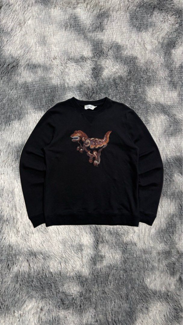 COACH x ZHU JINGYI DINOSAUR (Category: Coats, Jackets and Outerwear) located in Carmona. Submitted by arthrift.31 (Listing ID 1466459856, Image 1). Description: Width:20.5 Length:25 Condition:9.5/10 Colorrate:9.5/10 Issue:None.