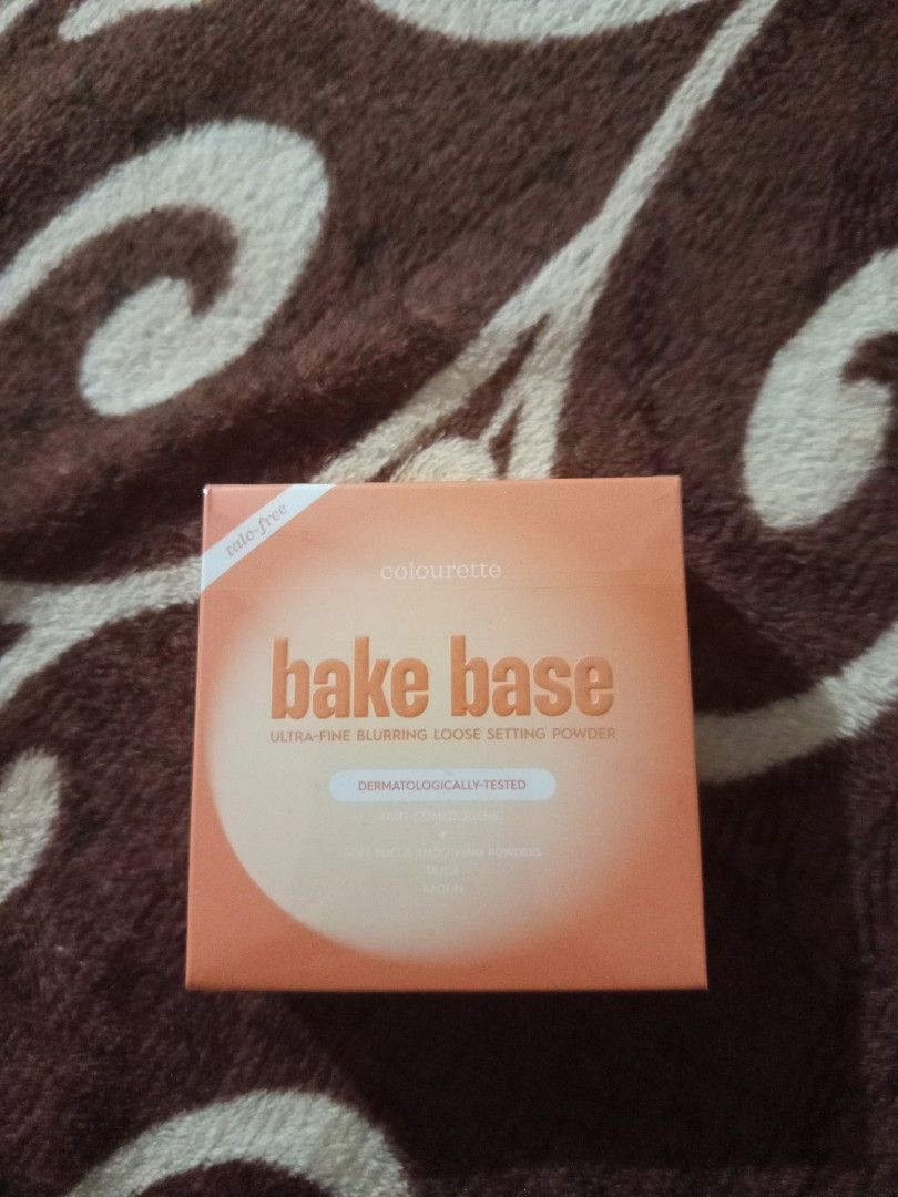 Colourette Bake Base Ultra-Fine Blurring Loose Setting Powder (Category: Makeup) located in Binan City. Submitted by kpaa7824 (Listing ID 1466444491, Image 1). Description: - Brand: Colourette Bake Base Ultra-Fine Blurring Loose Setting Powder - Shade: Invisible (Universal) - Net Weight: 10g - Condition: Brand new, sealed in original box - Formulation: Talc-free, vegan, and cruelty-free - Benefits: Controls oil, blurs pores, and locks in makeup f