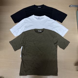 (Category: ) located in . Submitted by Uniqlo_sajer (Listing ID 1466459215, Image 1). Description: .