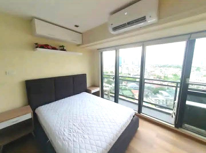 (Category: ) located in . Submitted by domusio (Listing ID 1466438054, Image 1). Description: .