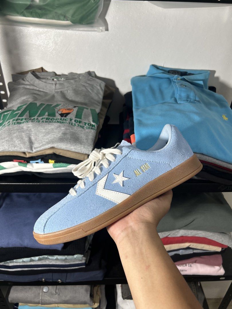 Converse classic trainers (Category: Casual Shoes) located in Cavite. Submitted by arvinroderos (Listing ID 1466468659, Image 1). Description: Converse classic 8.5 us mens fits up to 9 us mens Brandnew 1,550.