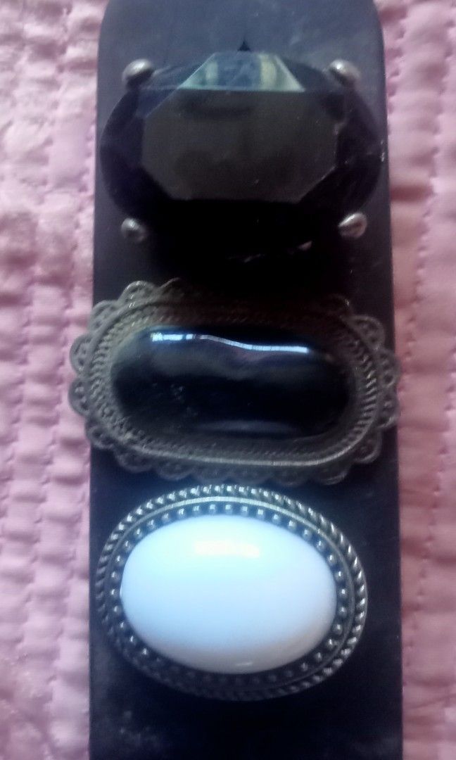 Copper rings (Category: Everything Else Others) located in Paranaque City. Submitted by dimaguilaa94969 (Listing ID 1466452536, Image 2). Description: sold per pc if int.