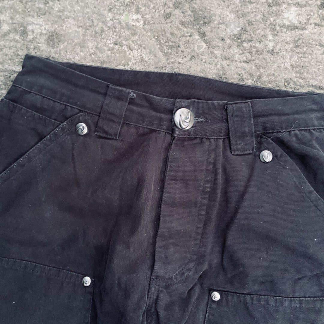 CossRetro Black doblue knee Carpenter Pants Utility Trousers (Category: Jeans) located in Tabaco. Submitted by bayhust (Listing ID 1466430863, Image 3). Description: 29-30x36.5x8 EXCELLENT 9.8/10 color rate minimal scratch - Brand: CossRetro - Color: Classic black (zero fading) - Material: Heavy-duty canvas build with metal rivets - Features: Multiple utility pockets, reinforced knee panels, and built-in hammer loop - Closure: Button fly - Style: