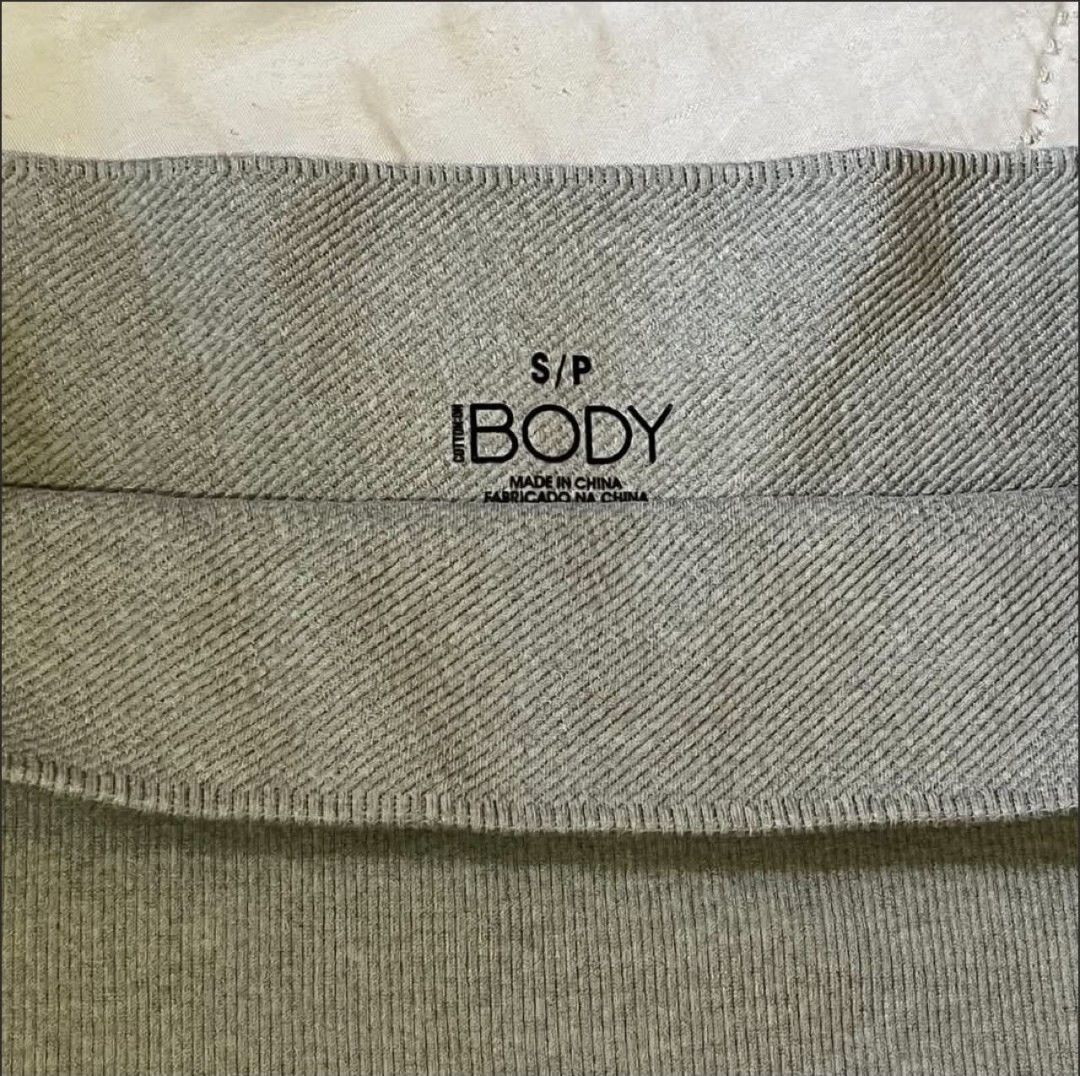 Cotton On Body Workout Shorts Gray (Category: Activewear) located in Caloocan City. Submitted by charlsmark (Listing ID 1466525804, Image 2). Description: .