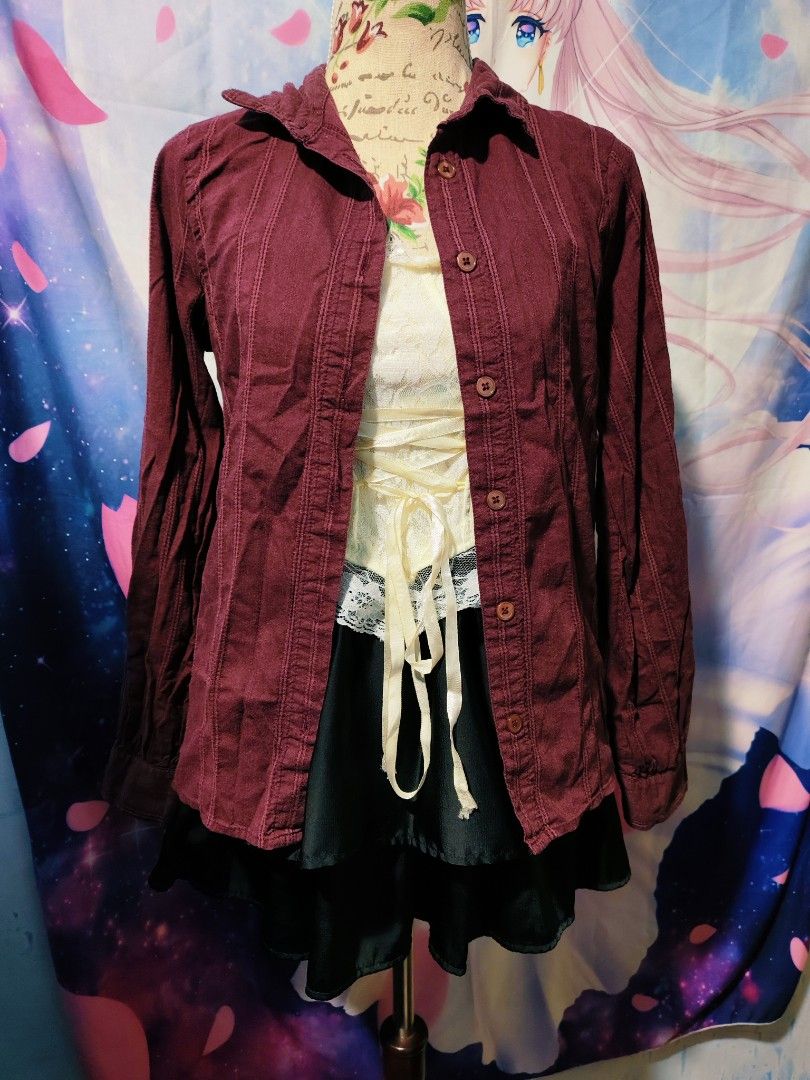Cotton On long sleeve polo (Category: Coats, Jackets and Outerwear) located in Pateros City. Submitted by soshifem (Listing ID 1466498691, Image 1). Description: size small.