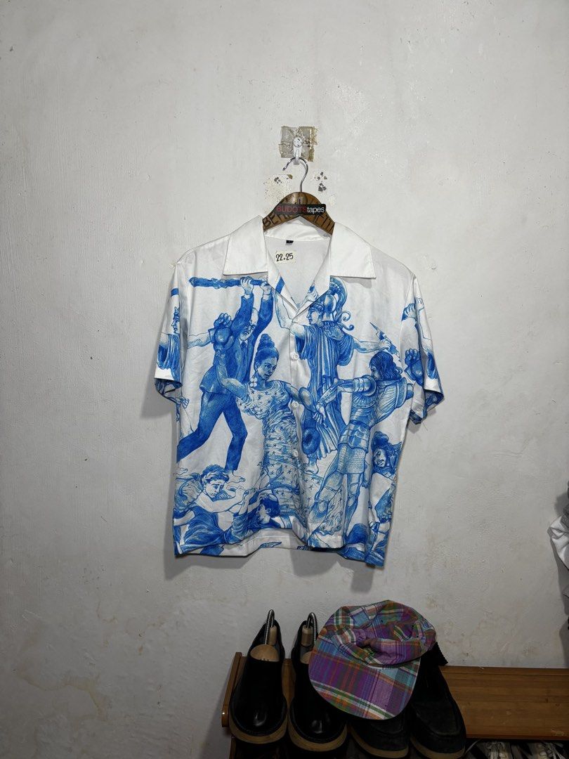 Cropped Art Polo (Category: Tshirts & Polo Shirts ) located in Calamba. Submitted by sinauna. (Listing ID 1466351281, Image 1). Description: .