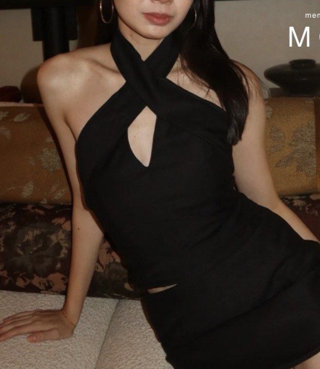 Cruz Colleccion St. Moritz (Category: Others Tops) located in Manila. Submitted by risksses (Listing ID 1466443260, Image 1). Description: Size small Fits 32-34 bust best If you’re 30” this will be big on you .