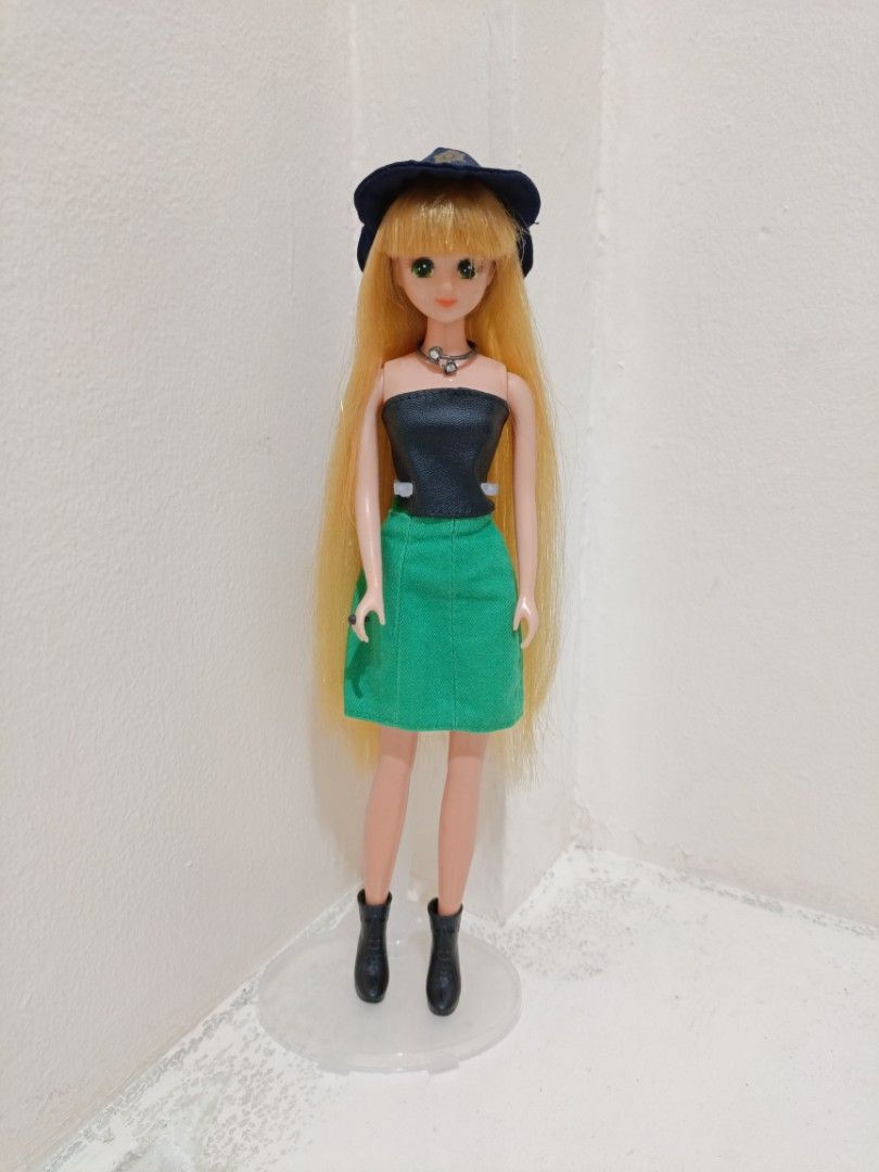 Customized Takara Olive Doll (Category: Kids Toys) located in Cainta. Submitted by goldenrabbit_090197 (Listing ID 1466388008, Image 1). Description: Part of my collection No flaw.