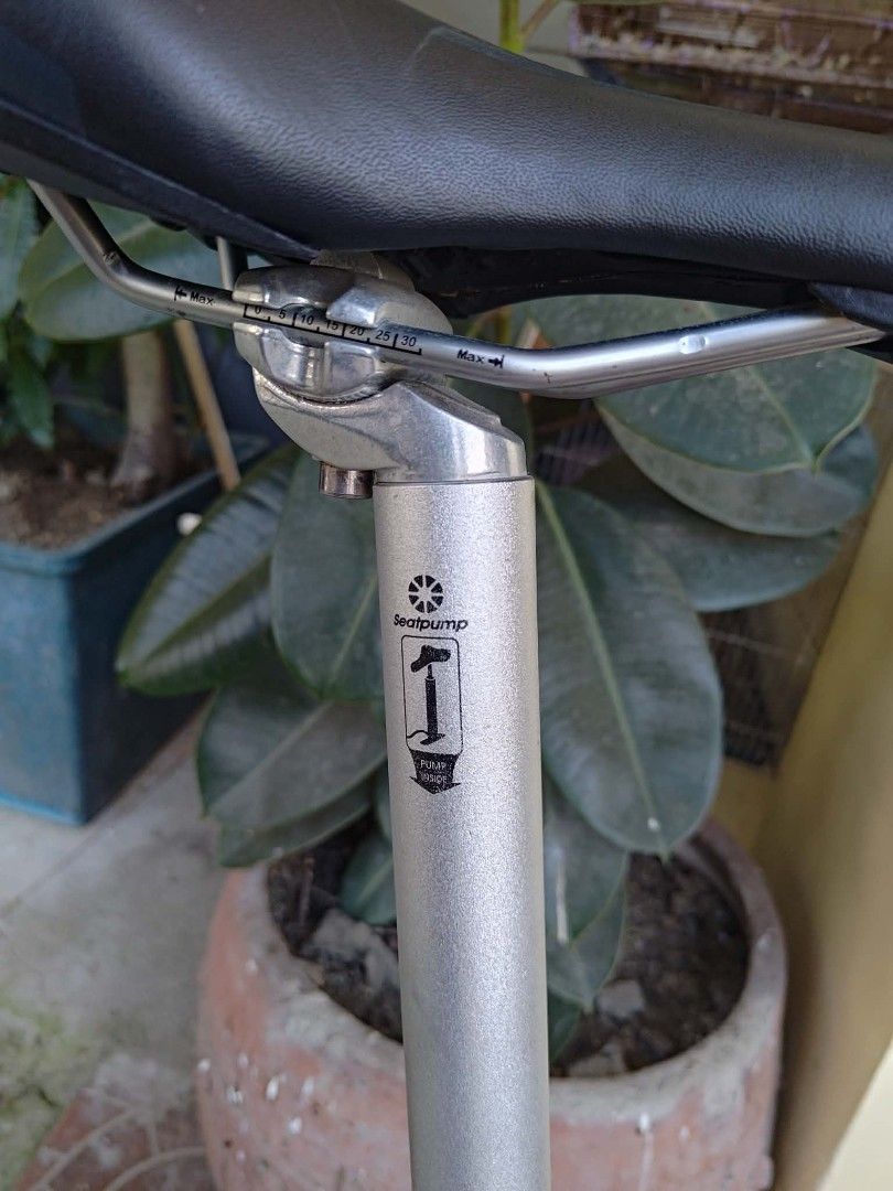 Dahon Mu N360 Folding Bike Blue (Category: Bicycles) located in Bulacan. Submitted by ms.mauuuu (Listing ID 1466471369, Image 2). Description: 🚨 PLEASE READ BEFORE INQUIRING — PRICE IS ALREADY POSTED 🚨 🚲 DAHON MU N360 — RARE COLLECTOR’S ITEM 💰 PRICE: ₱40,000 📍 Location: Plaridel, Bulacan For collectors and bike enthusiasts! Selling my rare Dahon Mu N360 — US Model, NOT Japan Model. 🔧 SPECIFICATIONS: • Full aluminum frame and fork • 20" 406 