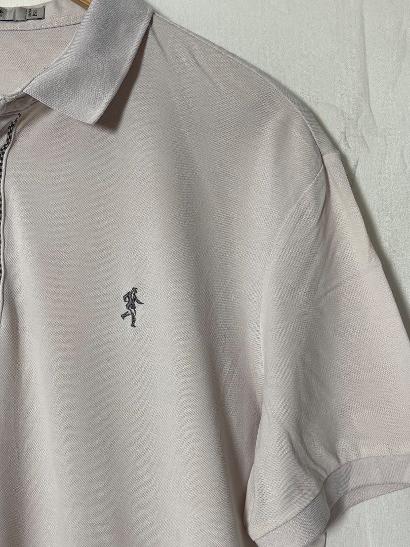 Dancing Wolves Polo Shirt (Category: Tshirts & Polo Shirts ) located in Imus. Submitted by mochi.rella (Listing ID 1466452498, Image 2). Description: Dancing Wolves Polo Good Condition Fit L W 22 | L 27 .