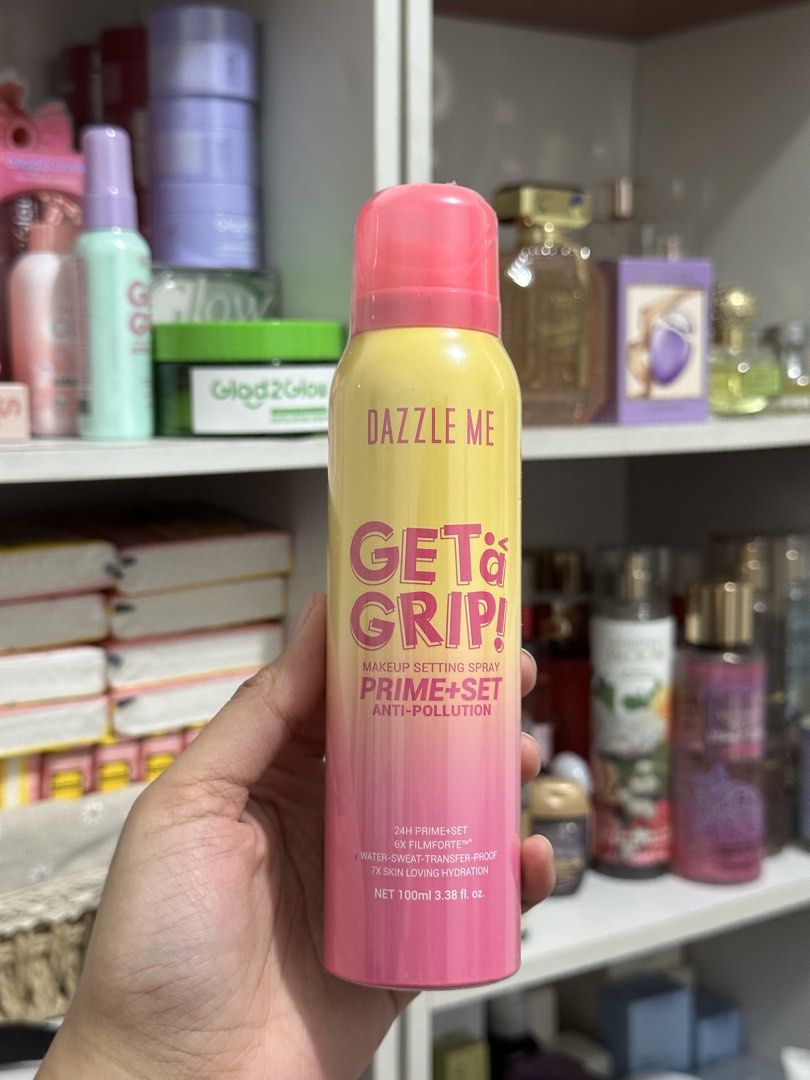 Dazzle Me Get a Grip Makeup Setting Spray (Category: Makeup) located in Manila. Submitted by ystobeli (Listing ID 1466359048, Image 1). Description: - Product: Dazzle Me Get a Grip Makeup Setting Spray - Size: 100ml / 3.38 fl. oz. - Finish: Prime and set formula with 24-hour long-lasting hold - Protection: Built-in anti-pollution shield - Key Benefits: 6x filmforte technology and 7x skin-loving hydration - Packaging: Vibrant yellow and pink gradi