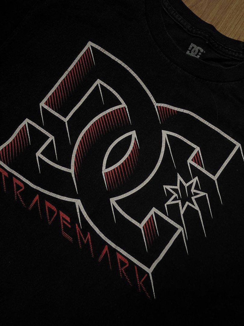 Dc Shirt (Category: Tshirts & Polo Shirts ) located in Cavite. Submitted by ofwgtanck (Listing ID 1466418562, Image 2). Description: Issue: Multiple holes.