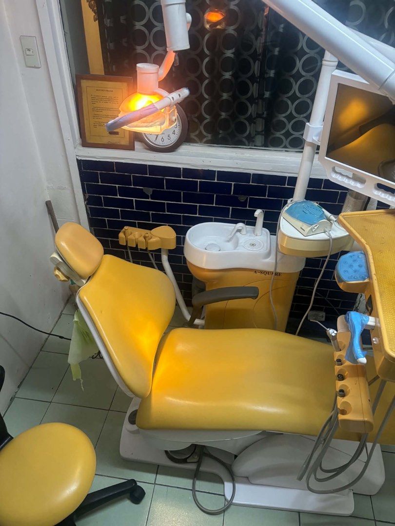 Dental Chair Unit with Stool and LED Light (Category: Medical Supplies & Tools) located in Manila. Submitted by takesandluna (Listing ID 1466506351, Image 1). Description: For sale may bago na :) Good condition Just let me know lang po if may question. .