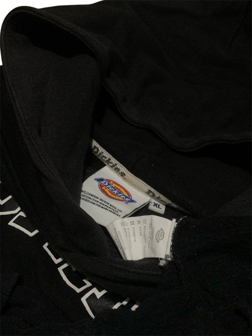 Dickies (Category: Coats, Jackets and Outerwear) located in Manila. Submitted by lyf_7hrift (Listing ID 1466450827, Image 3). Description: Dickies Jacket P400 25L 22W Dimes 9.5/10 Color Rate Excellent Condition.