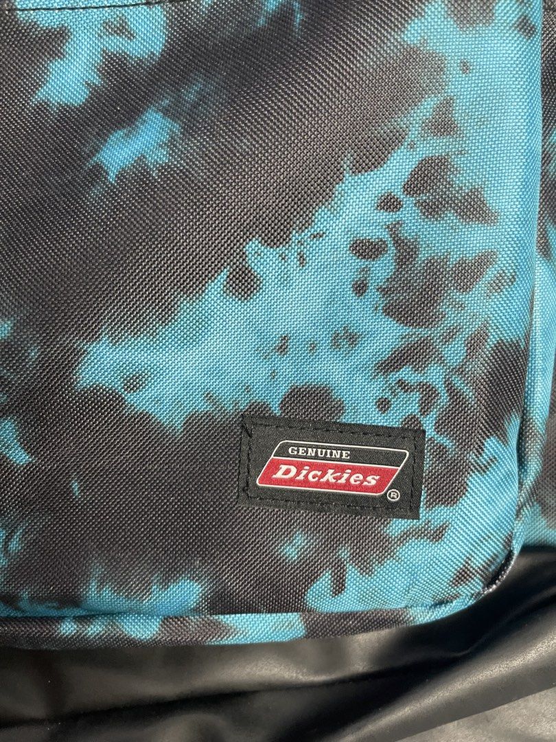 dickies back pack (Category: Backpacks) located in Caba. Submitted by thriftedpopcorn (Listing ID 1466436743, Image 3). Description: dickies back pack size large to xl dimentions: length: 19 inches width:16 inches color rate: 10/10 over all condi: good as new 900 plus sf 💰mop:gcash/maribank 📦mod:jnt 📍location: san fernando la union.