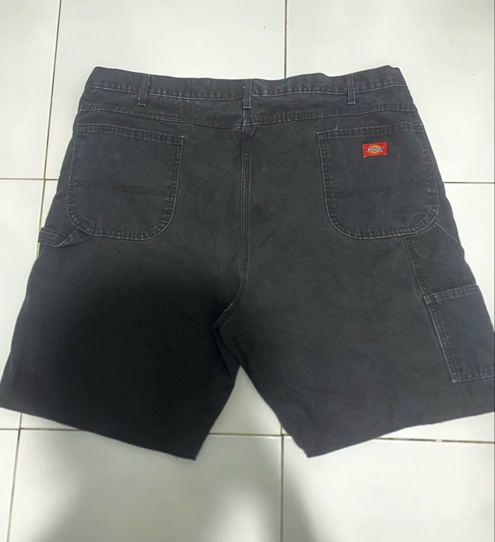 Dickies Carpenter Jorts (Category: Shorts) located in Mabalacat. Submitted by dagz_thrift (Listing ID 1466468213, Image 1). Description: Dickies Carpenter Jorts ( Altered ) Waistline 44 Length 22 Leg opening 13 No issue Dating pants ginawang jorts Last picture ww size 34-36 po ako.