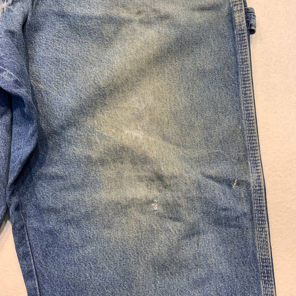 Dickies Carpenter Pants (Category: Jeans) located in Mandaluyong City. Submitted by theroom501 (Listing ID 1466460971, Image 3). Description: Dickies Carpenter Pants Style Code: Carps Size on Tag: 36 Color: Blue Condition: Good pre-owned condition with a heavily distressed vintage look. Flaws/Issues: Altered and paint stain and distressed Flat Lay Measurements: Pit to Pit: 36 inches Length: 39 inches Leegopening Length: 9 inches Price:1,000.