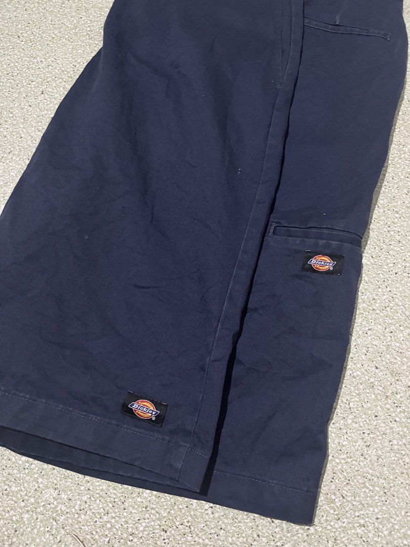 Dickies double patch (Category: Shorts) located in Nagcarlan. Submitted by nashfrias (Listing ID 1466470674, Image 2). Description: Dickies double patch Size • 46 Length • 25.