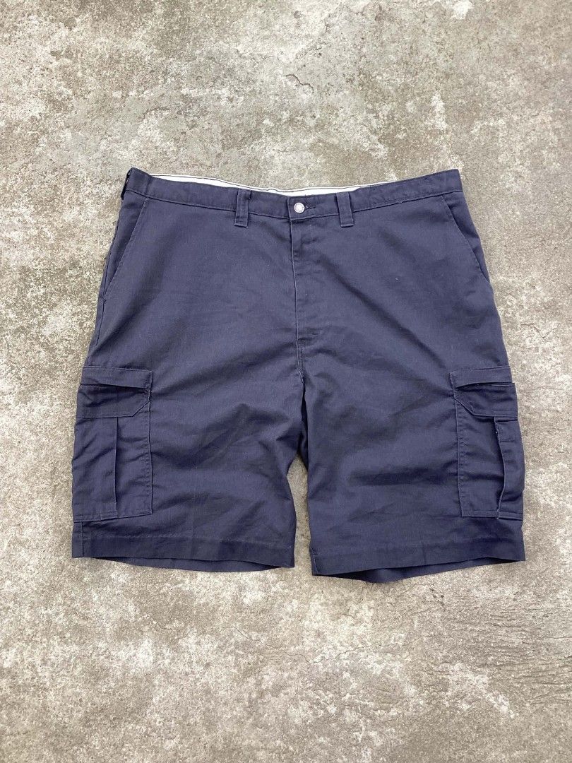 Dickies Flex Jorts (Category: Shorts) located in Balanga. Submitted by archivefine_ds (Listing ID 1466460182, Image 3). Description: Dickies Flex 6 pockets Jorts 10/10 good condi, need wash w 42 L 24 500+sf.