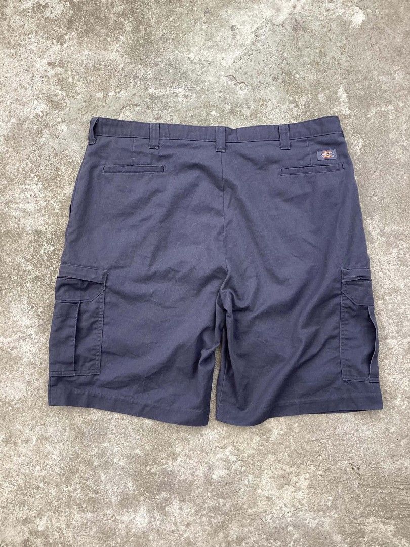 Dickies Flex Jorts (Category: Shorts) located in Balanga. Submitted by archivefine_ds (Listing ID 1466460182, Image 1). Description: Dickies Flex 6 pockets Jorts 10/10 good condi, need wash w 42 L 24 500+sf.